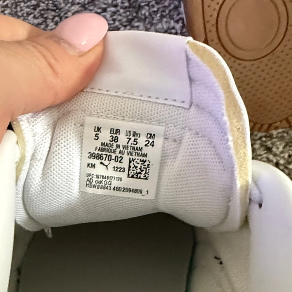 Women’s Puma Club 5V5 SD 398670-02 
Causal Sneakers Size 7.5 - Picture 7 of 8